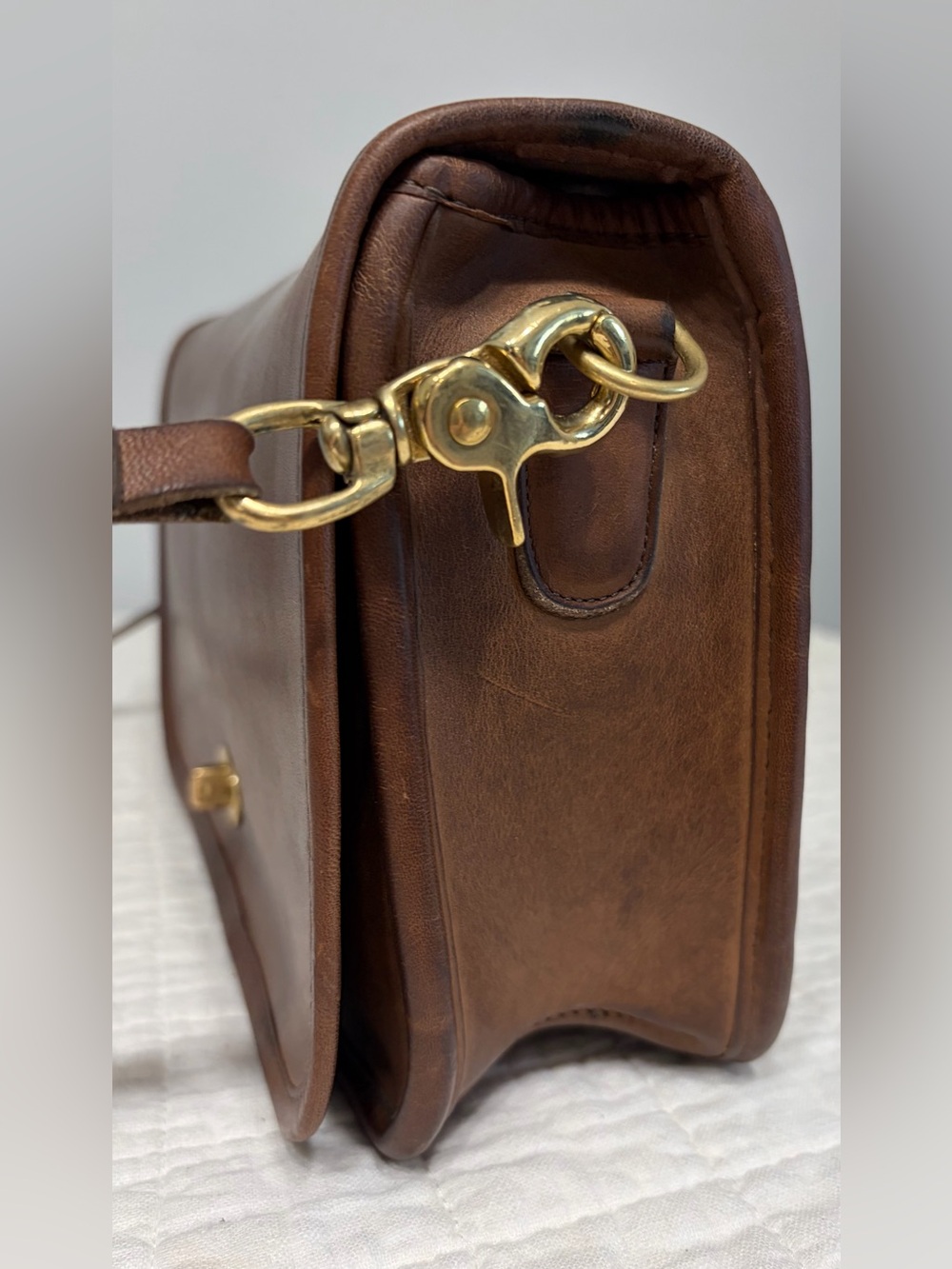 Vintage Coach Pocket Purse (#9755) Pre-1970s Mahogany Leather w/ Brass Turnlock - Picture 7 of 16